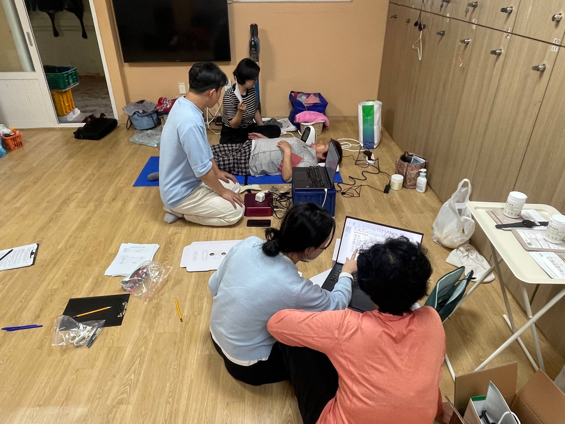 해녀대상 맥진기 이용 건강정보 수집(조천리)(2024. 10. 25.)

#제주한의약연구원 #제주해녀헬스케어 #맥진기