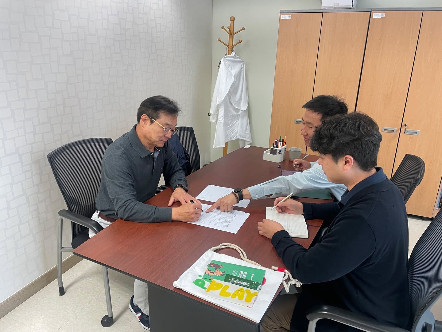 용암해수 활용 제품다각화를 위한 수혜기업 분석지원 자문회의(2023. 11. 3.)
#제주한의약연구원 #용암해수 #자문회의